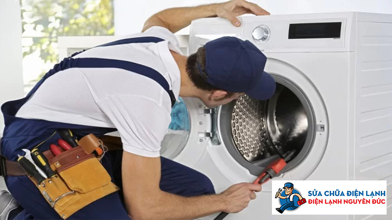 sua-may-giat-sanyo-bao-loi-u3-dienlanhnguyenduc