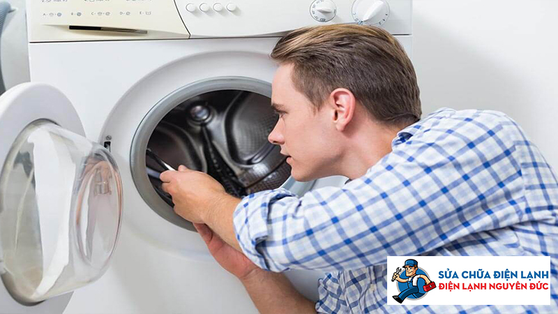 sua-may-giat-electrolux-bao-loi-e13-dienlanhnguyenduc